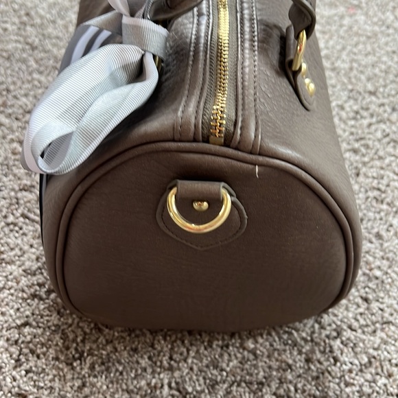 Steve Madden Dark Grey Bowler Style Purse - Picture 4 of 12